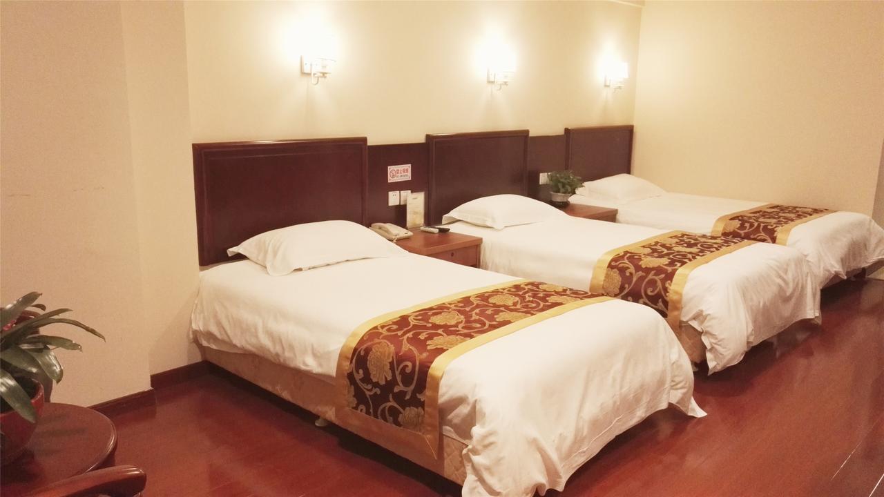 Greentree Inn Henan Zhengzhou Wanda Hanghai Middle Road Business Hotel Екстер'єр фото